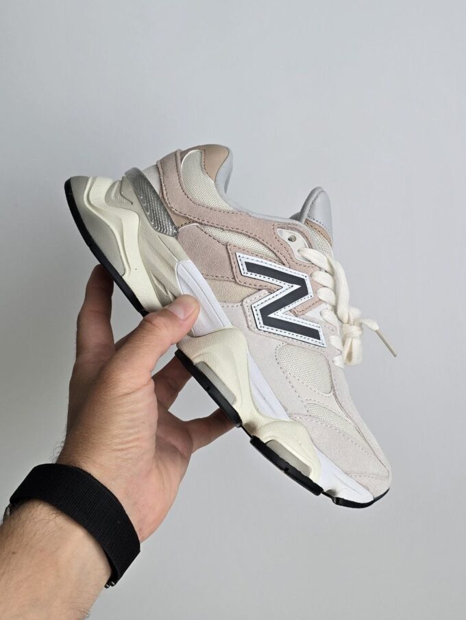 New Balance 9060 Beige