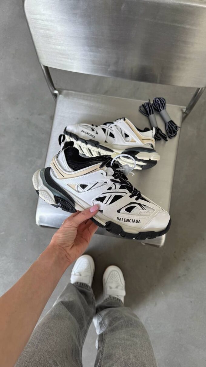 Balenciaga Track