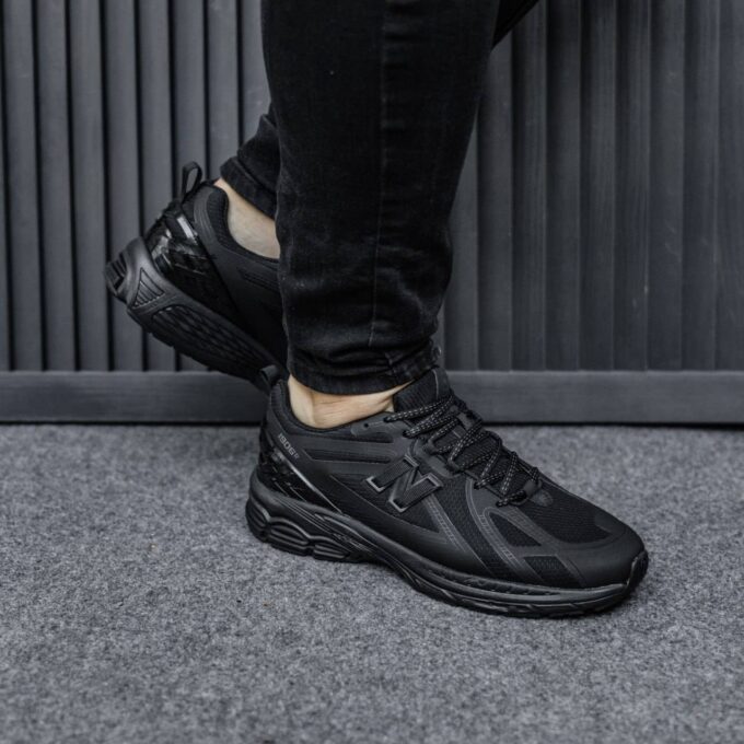 New Balance 1906R