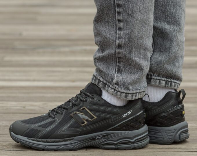 New Balance 1906R Termo Black White Gold