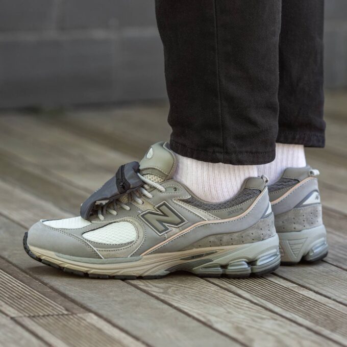 New Balance 2002 Pocket Grey