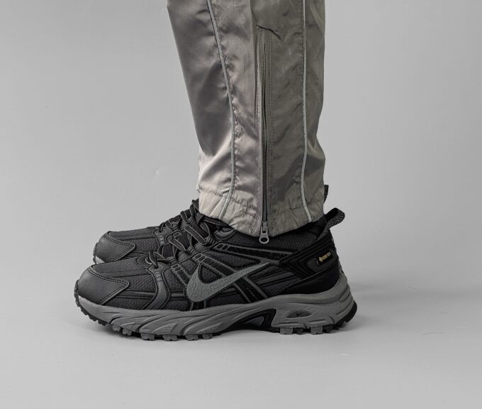 Nike V2K Run Gray/Black  Fur Waterproof