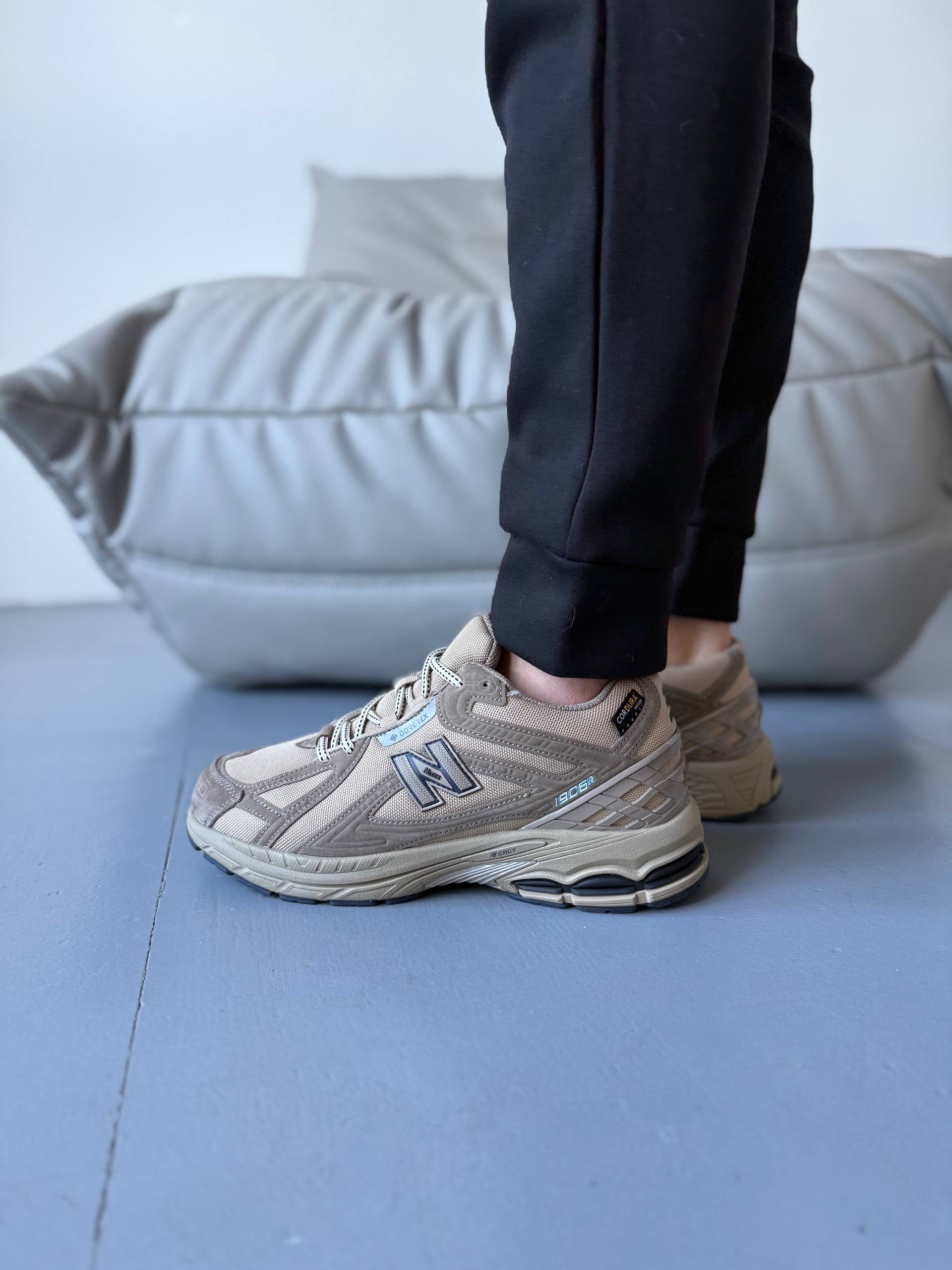 New Balance 1906R Beige Gore-Tex Fur