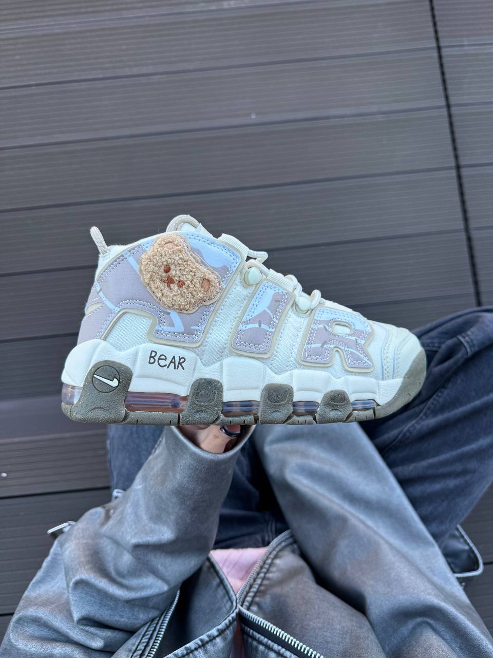 Nike Air More Uptempo Bear