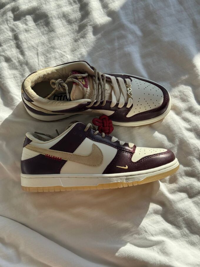 Nike SB Dunk LX White Maroon - Зображення 4