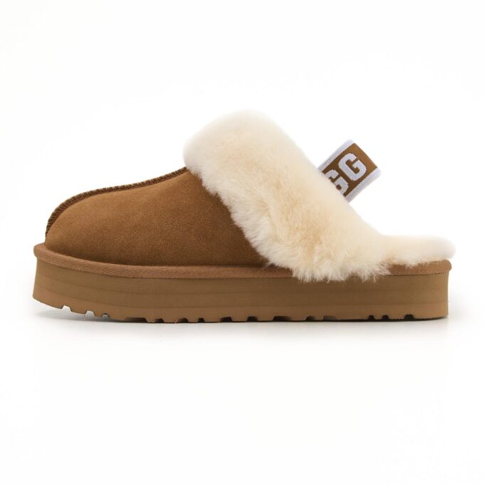 UGG Funkette Chestnut v2