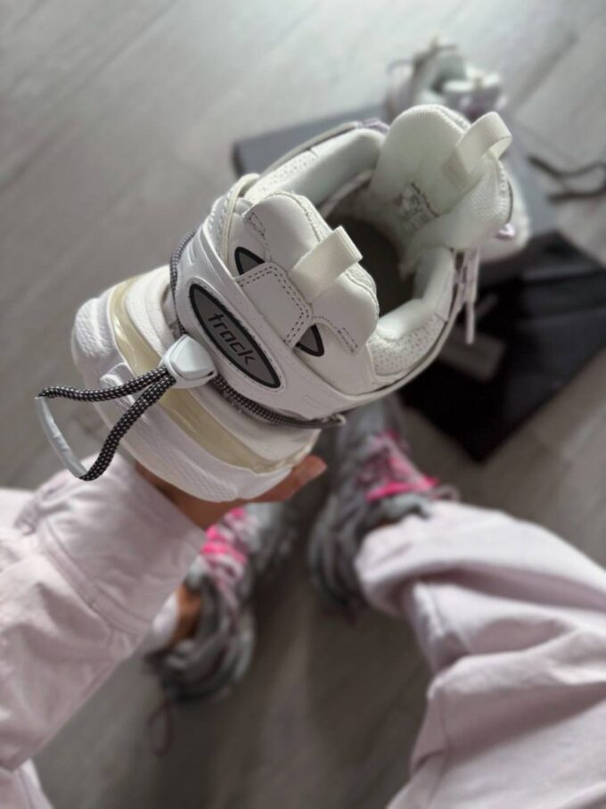 Balenciaga Track Trail Laces Sneaker in White Lilac - Зображення 6