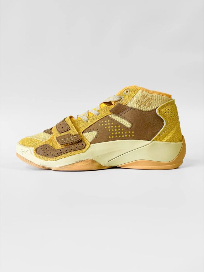 Nike Jordan Zion 2 Full Moon
