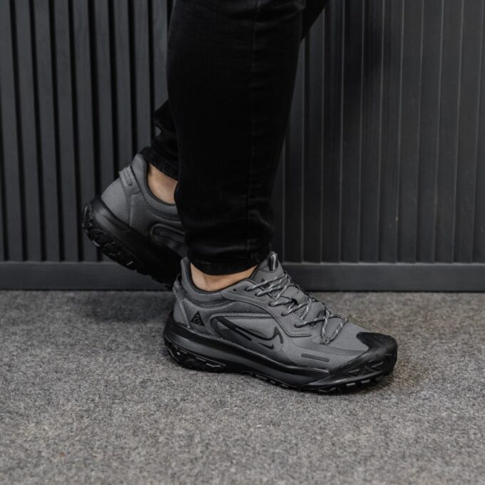 Nike ACG Mountain Fly 2