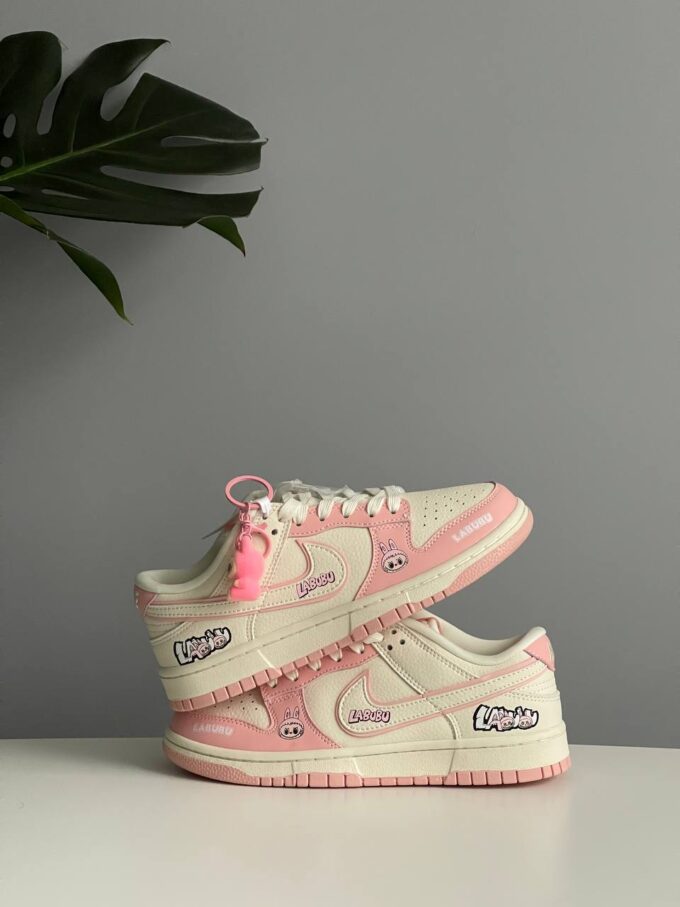 Labubu x Nike SB Dunk Low Pink - Зображення 3