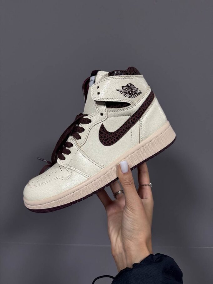 Nike Air Jordan Retro 1 x A Ma Maniere Cracked Skin