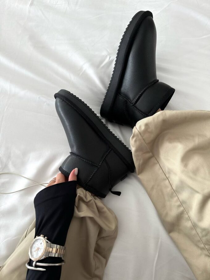 Ugg Ultra Mini Black Leather - Зображення 3