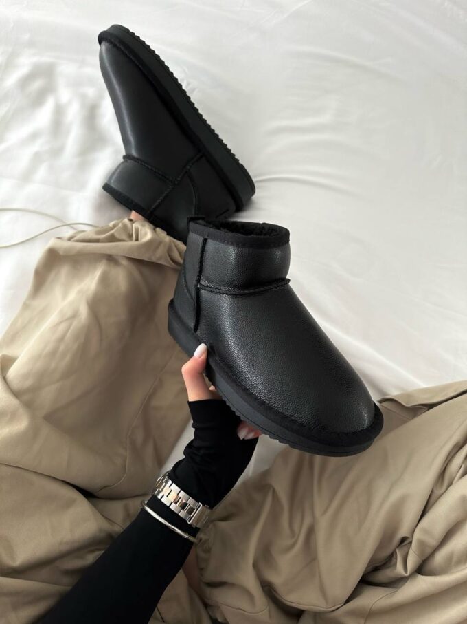 Ugg Ultra Mini Black Leather - Зображення 2