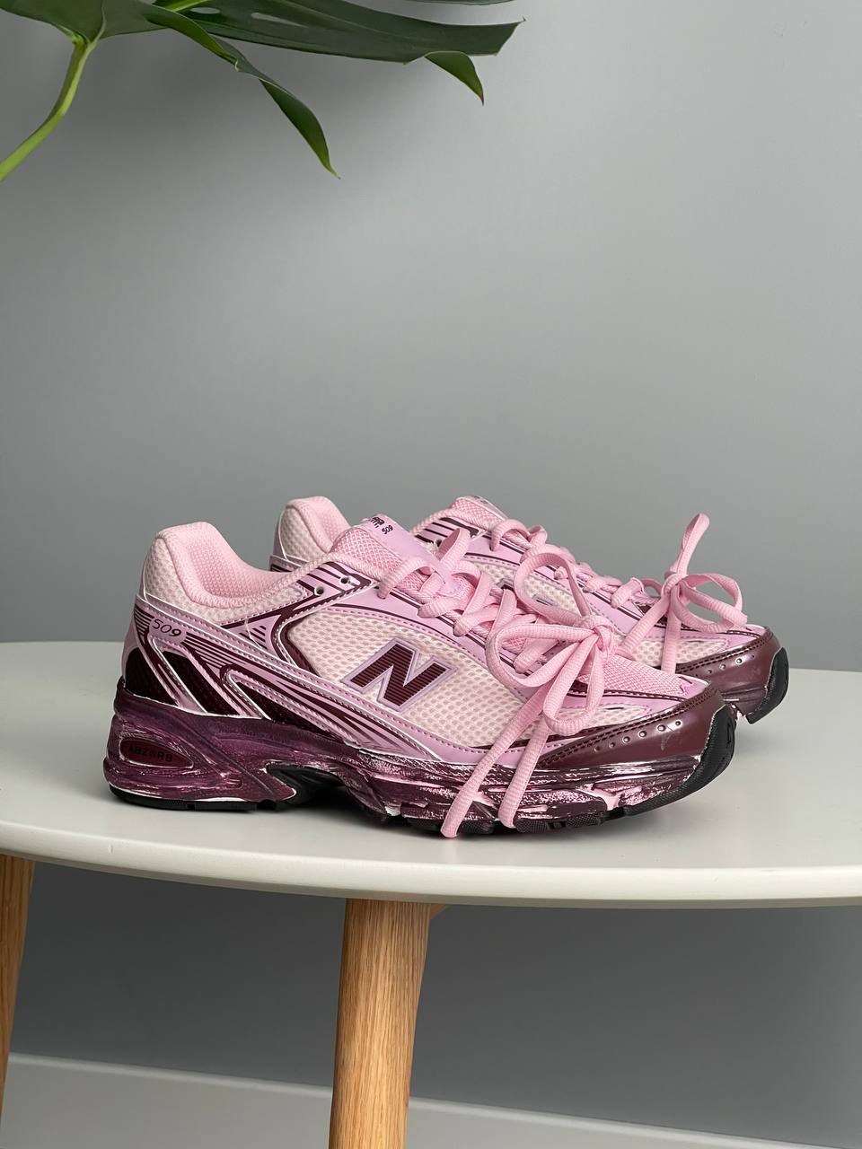New Balance 509 Pink Black