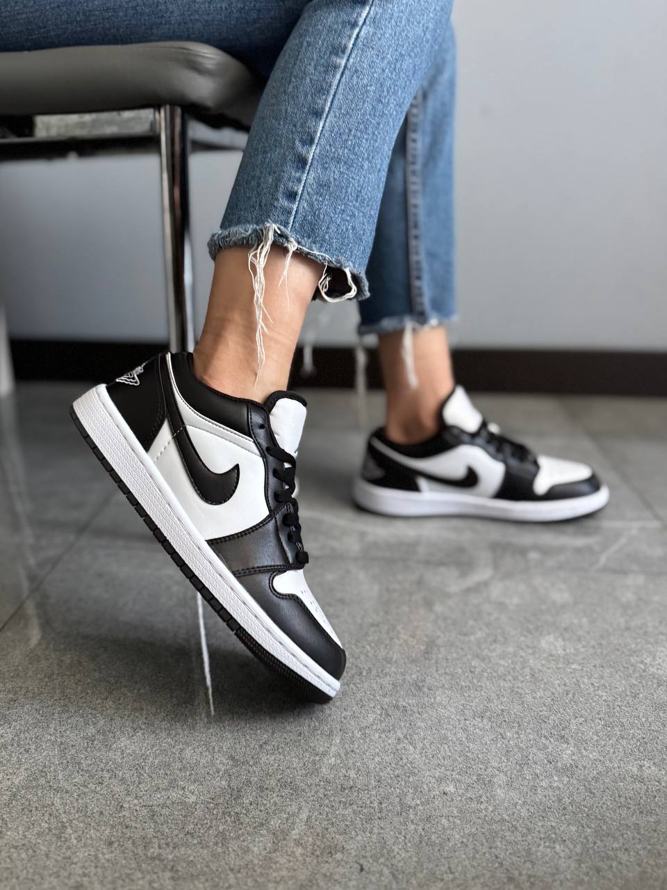 Nike Air Jordan 1 Low Black White - Зображення 2