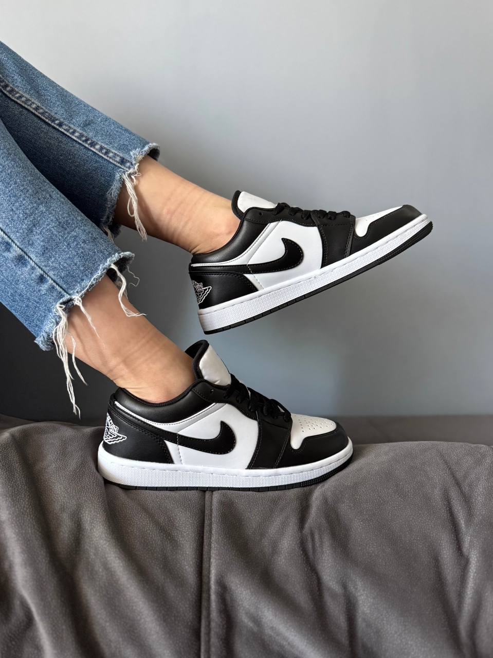 Nike Air Jordan 1 Low Black White - Зображення 3