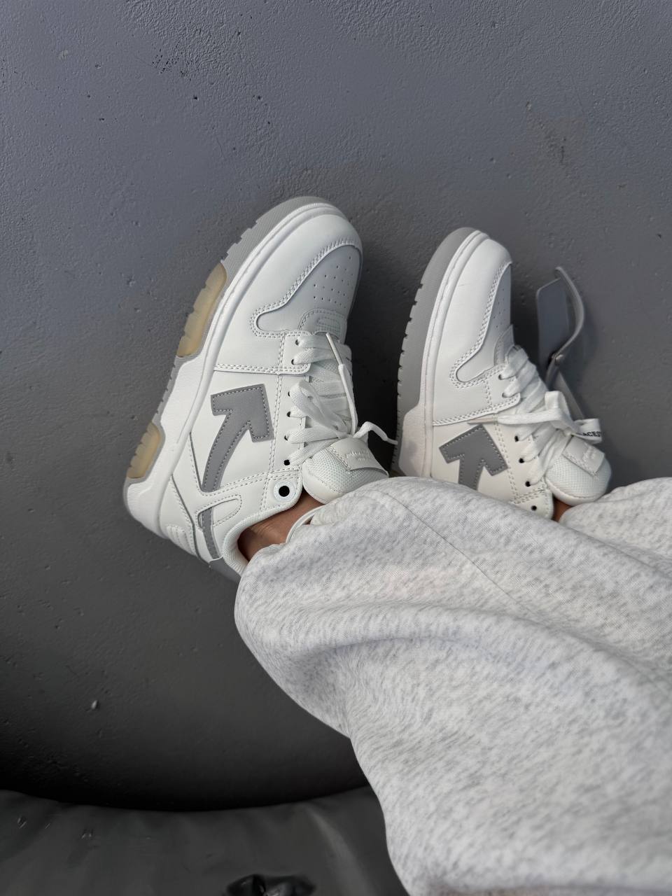 Off White x Out Of Office White Grey - Зображення 6