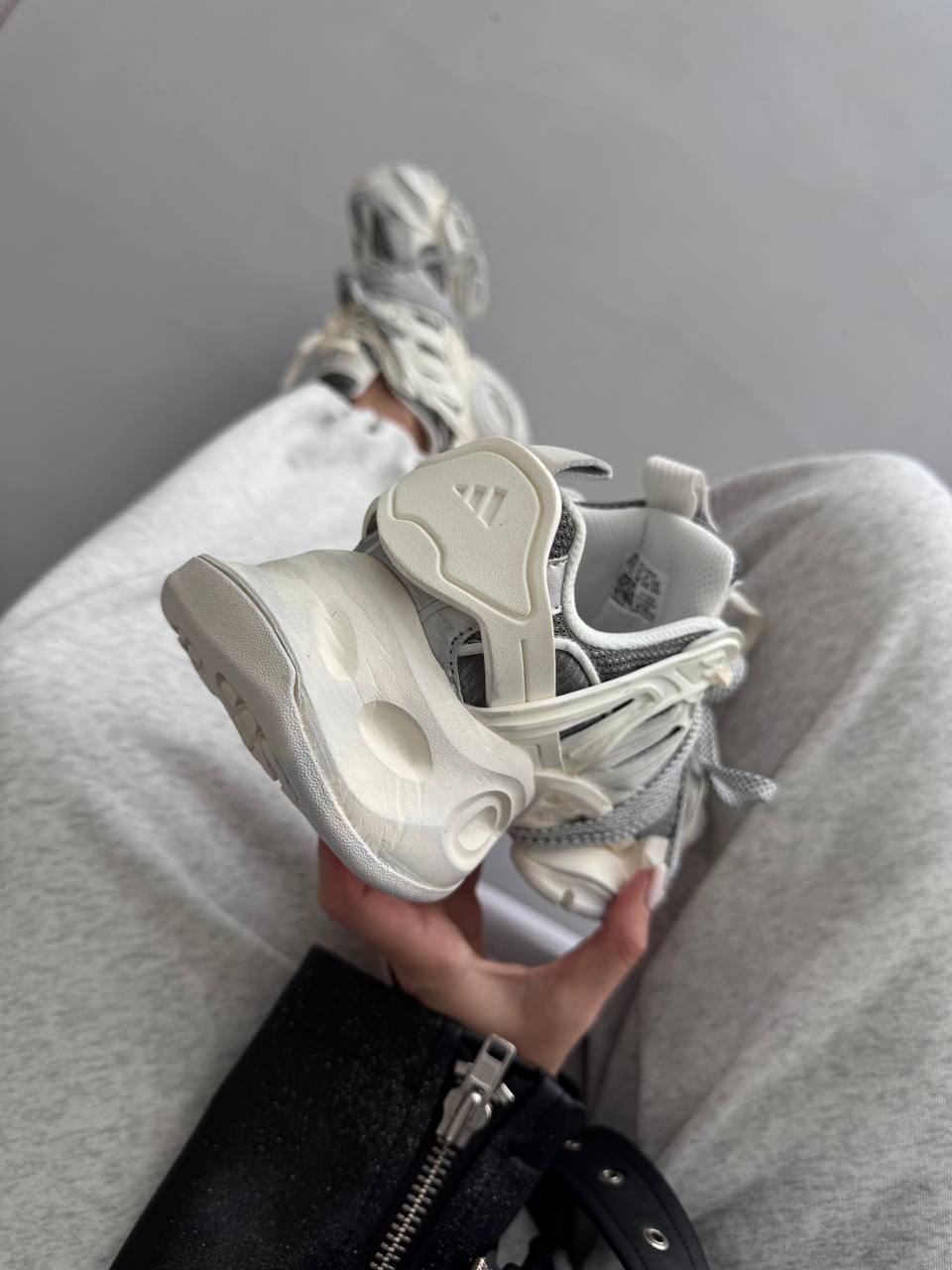 Adidas XLG Runner Dirty White Silver - Зображення 6