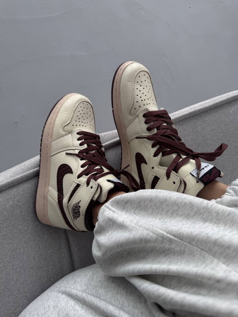 Nike Air Jordan Retro 1 x A Ma Maniere Cracked Skin - Зображення 5