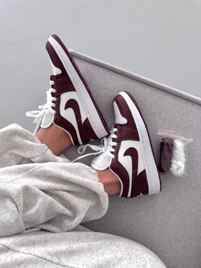 Nike Air Jordan Retro 1 Low Burgundy White - Зображення 2