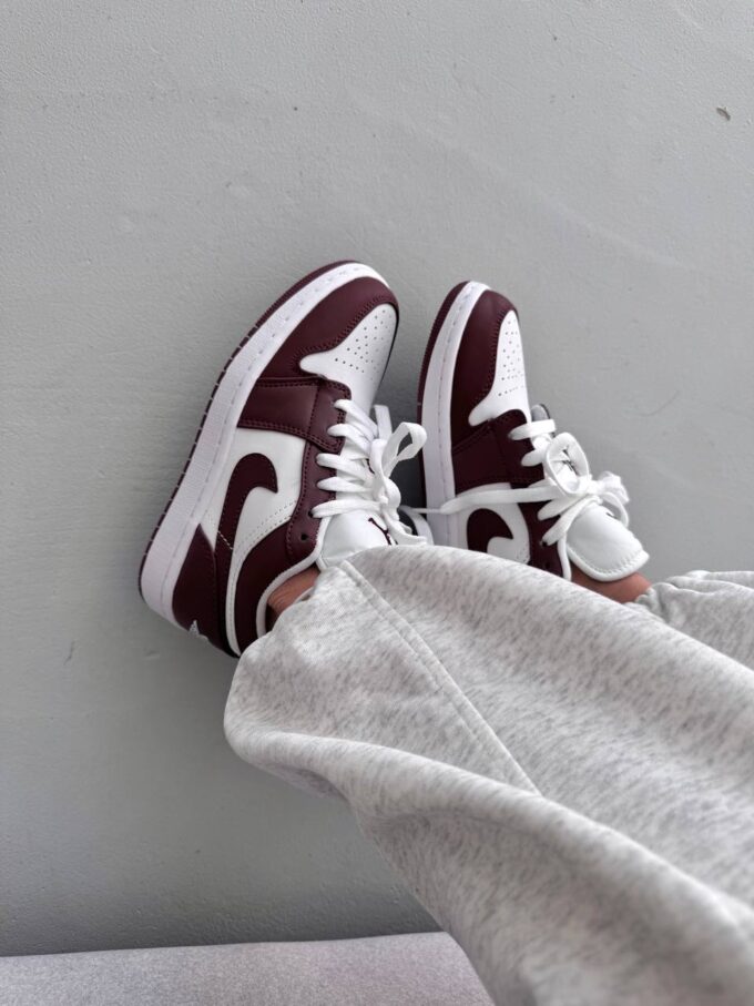 Nike Air Jordan Retro 1 Low Burgundy White - Зображення 4