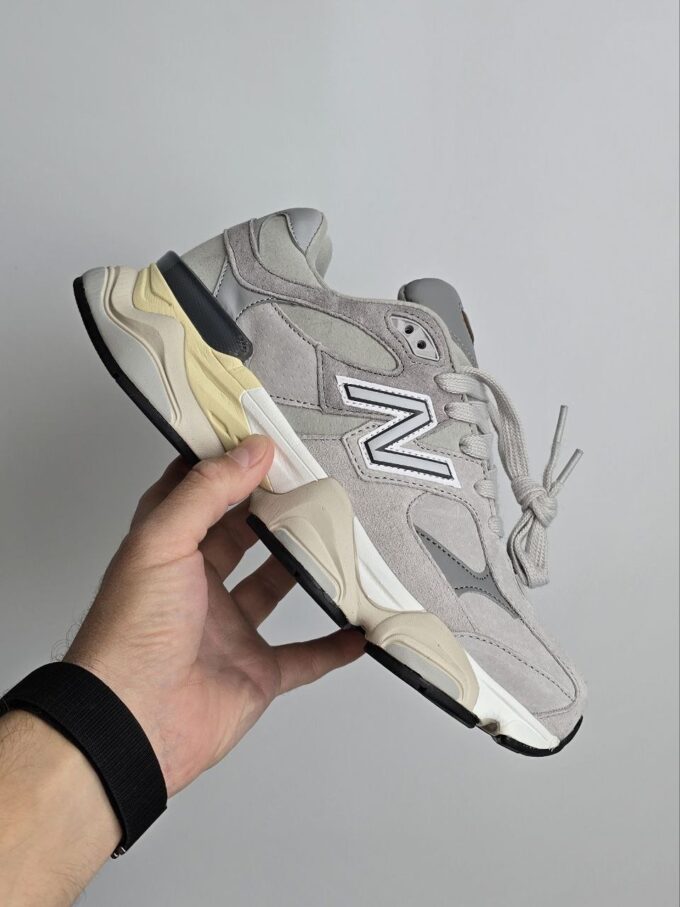 New Balance 9060 Fur Grey