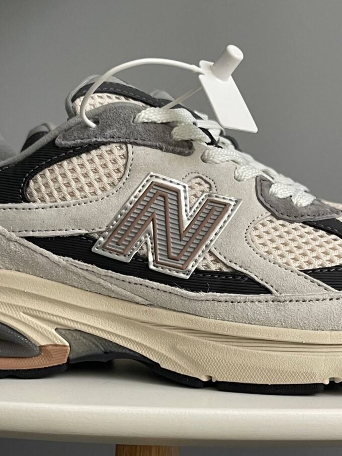 New Balance 2010 Beige - Зображення 5