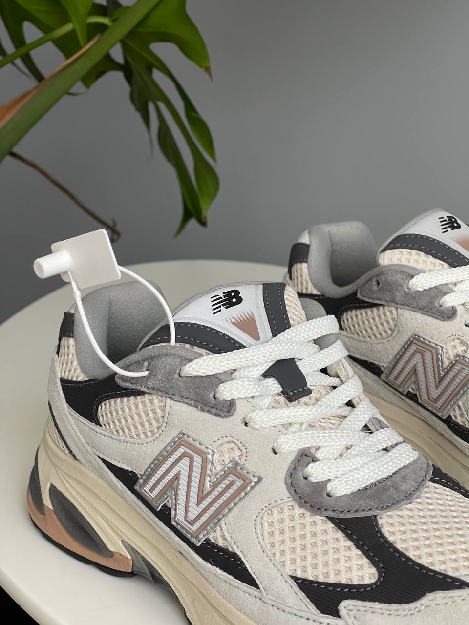New Balance 2010 Beige - Зображення 4
