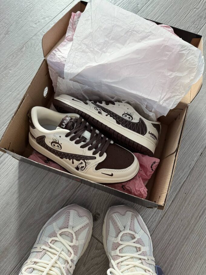 Labudu x Travis Scott x Air Jordan 1 Low - Зображення 3