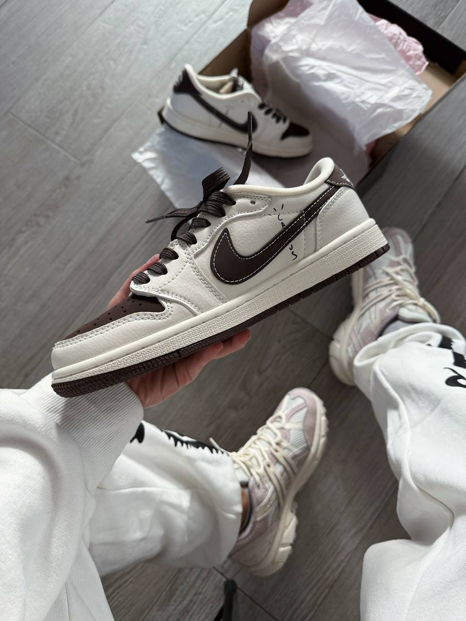 Labudu x Travis Scott x Air Jordan 1 Low - Зображення 2