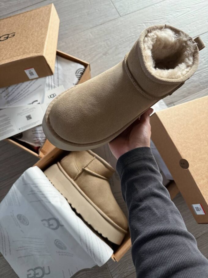 UGG Classic Ultra Mini Platform Sand - Зображення 3