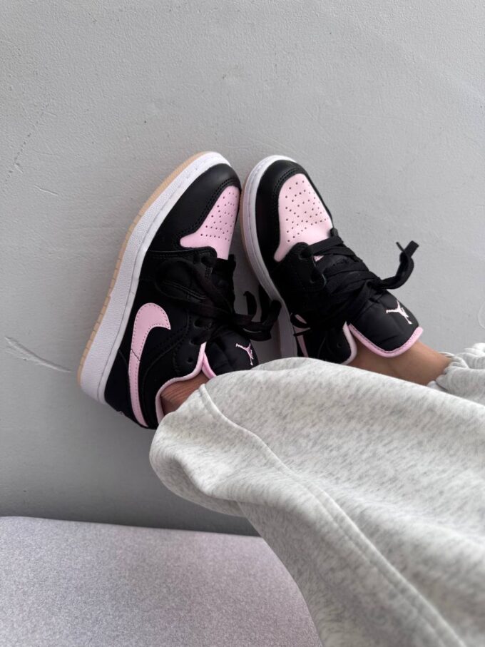 Nike Air Jordan Retro 1 Low Black Pink - Зображення 3