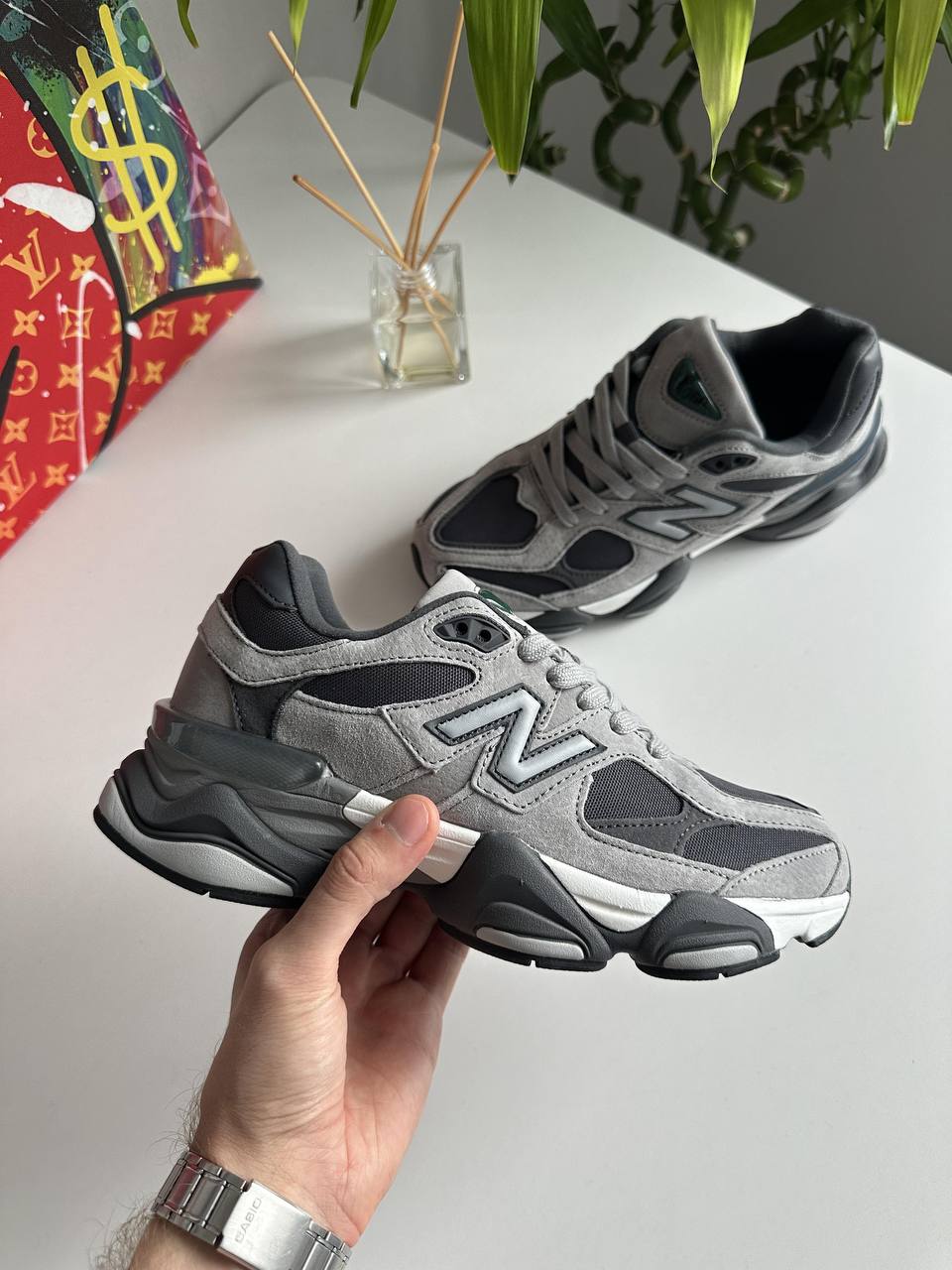 New Balance 9060 Light Grey
