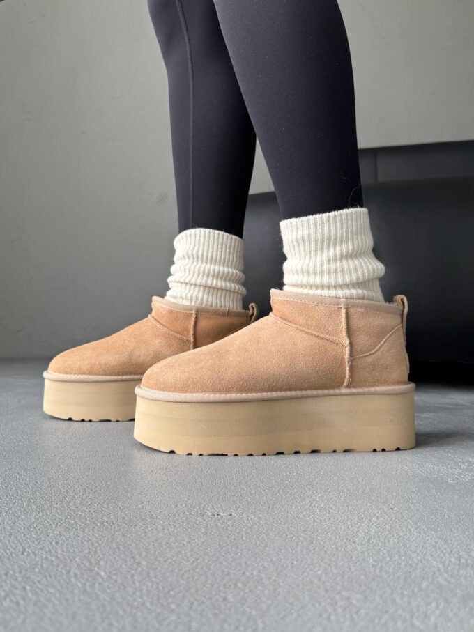 Ugg Classic Ultra Mini Platform XL Beige