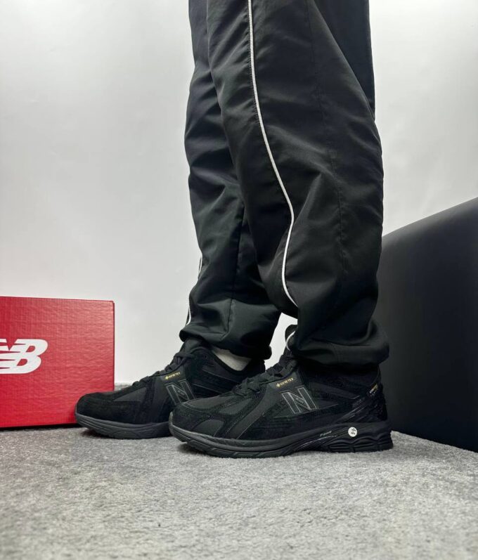 New Balance Black High 1906R Gore-Tex Cordura Fur