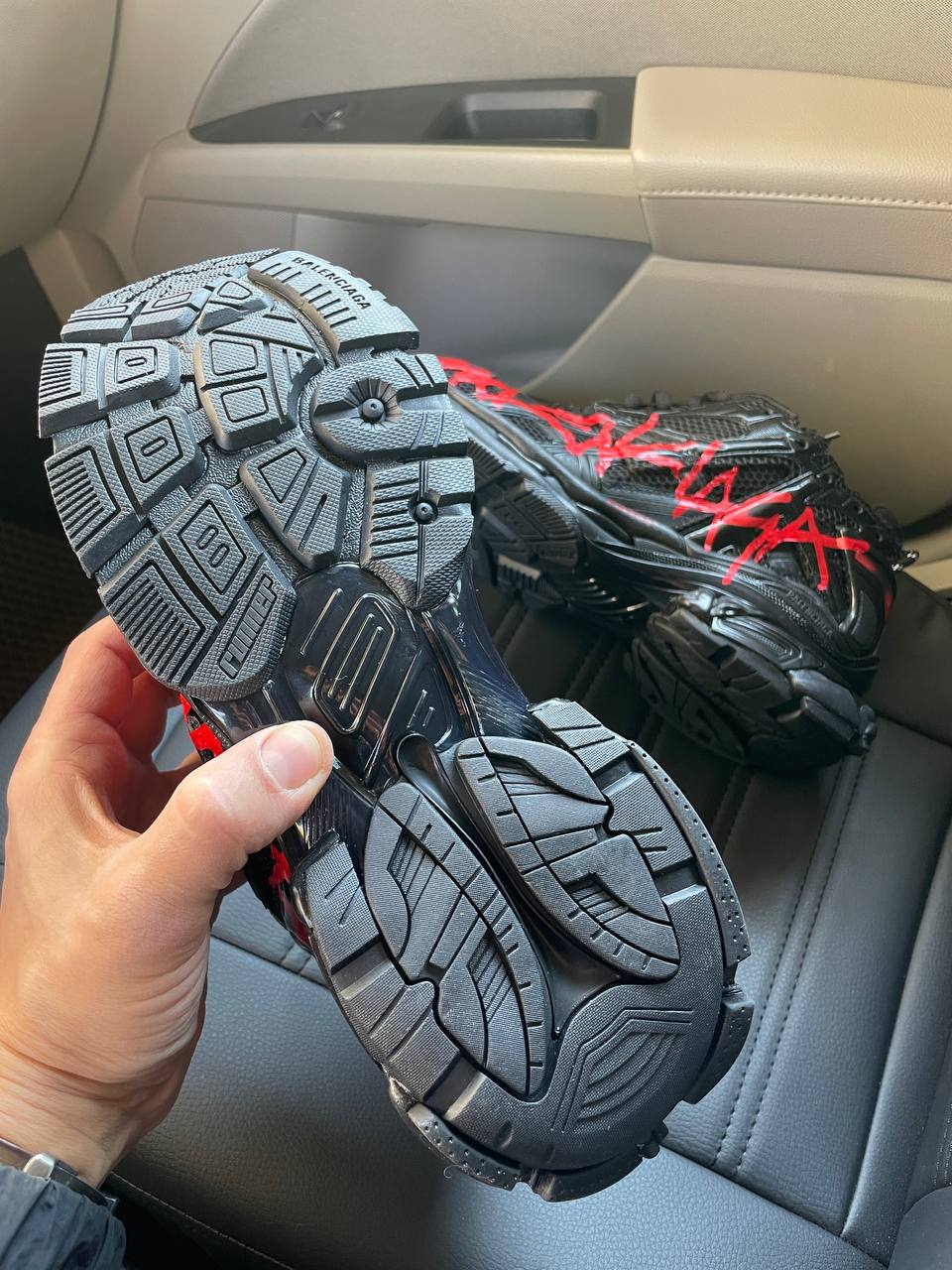 Balenciaga Runner Graffiti Black/Red - Зображення 8