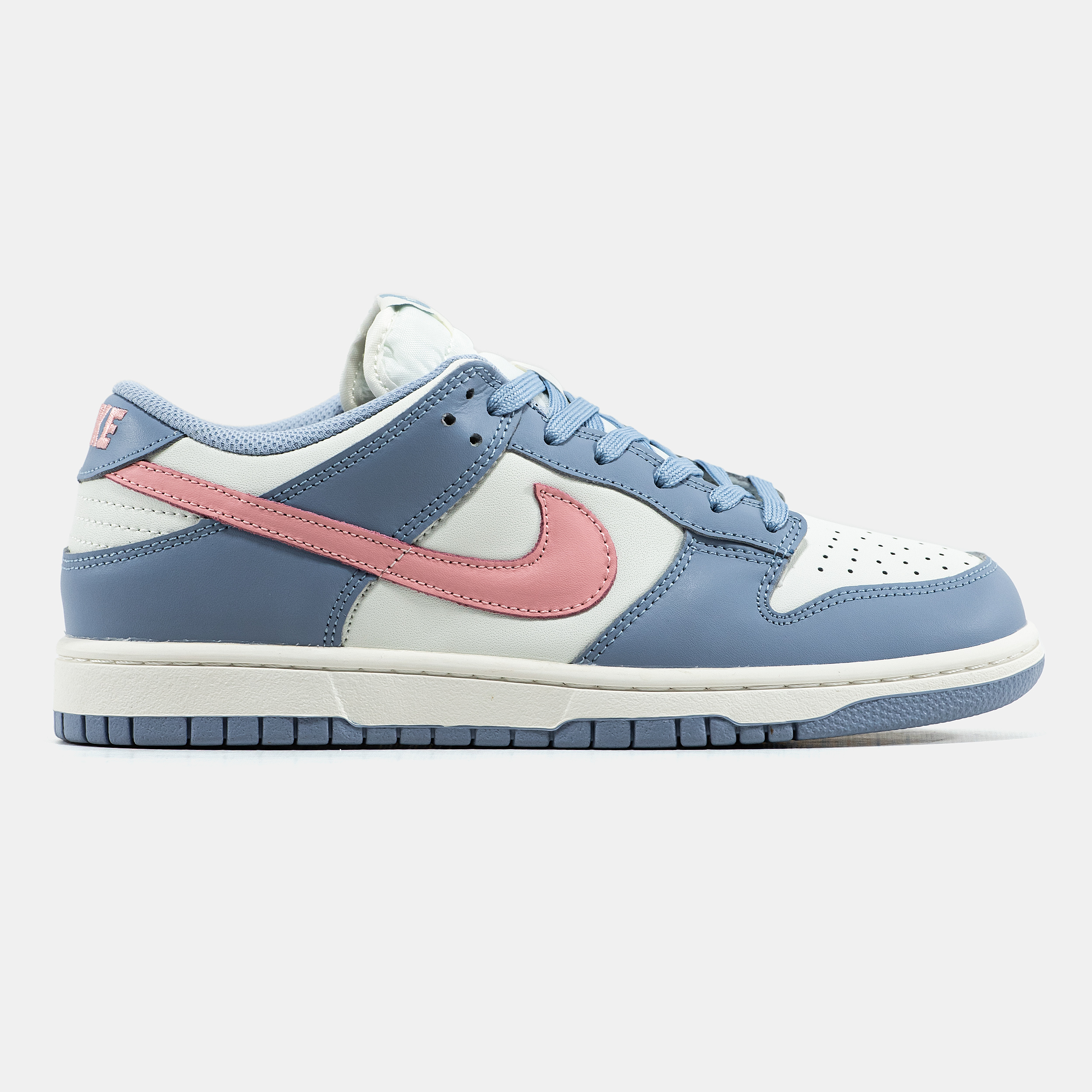 Nike SB Dunk Low