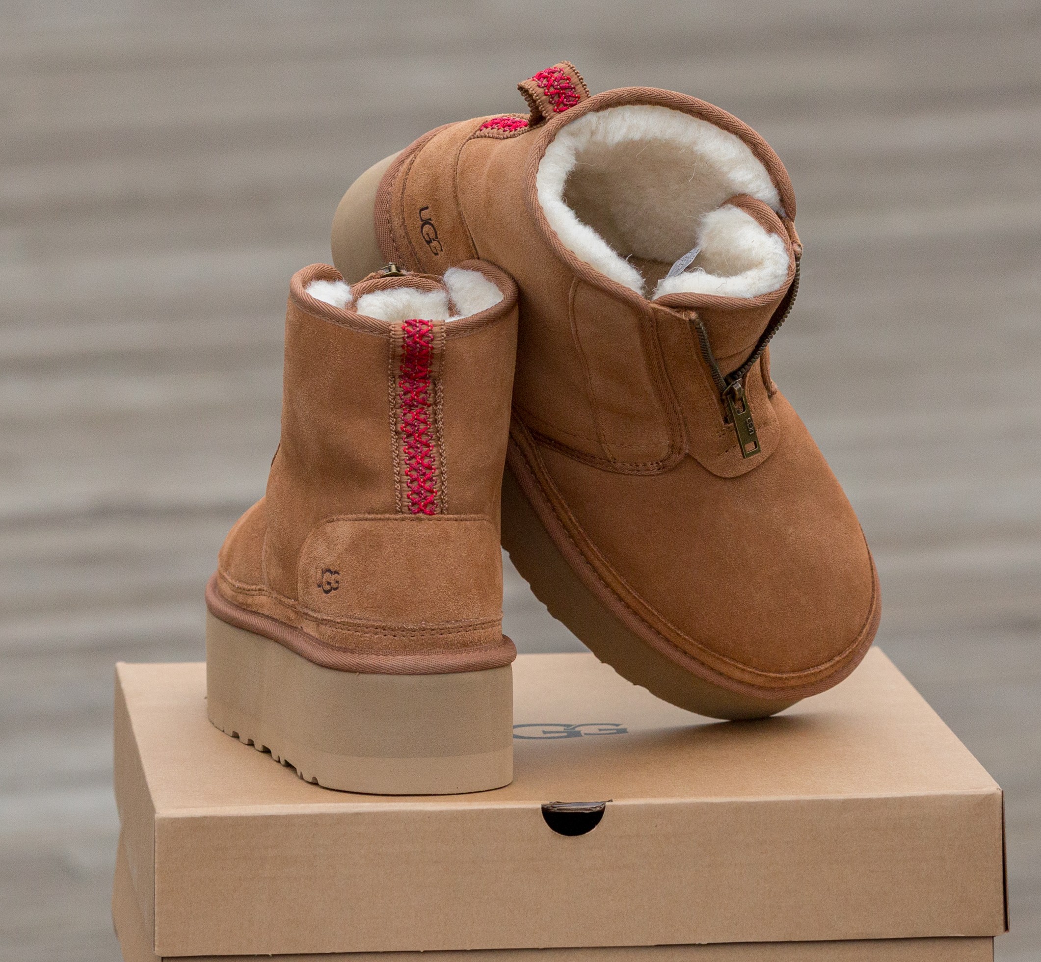 Ugg Neumel Platform Zip Slipper Chestnut - Зображення 6