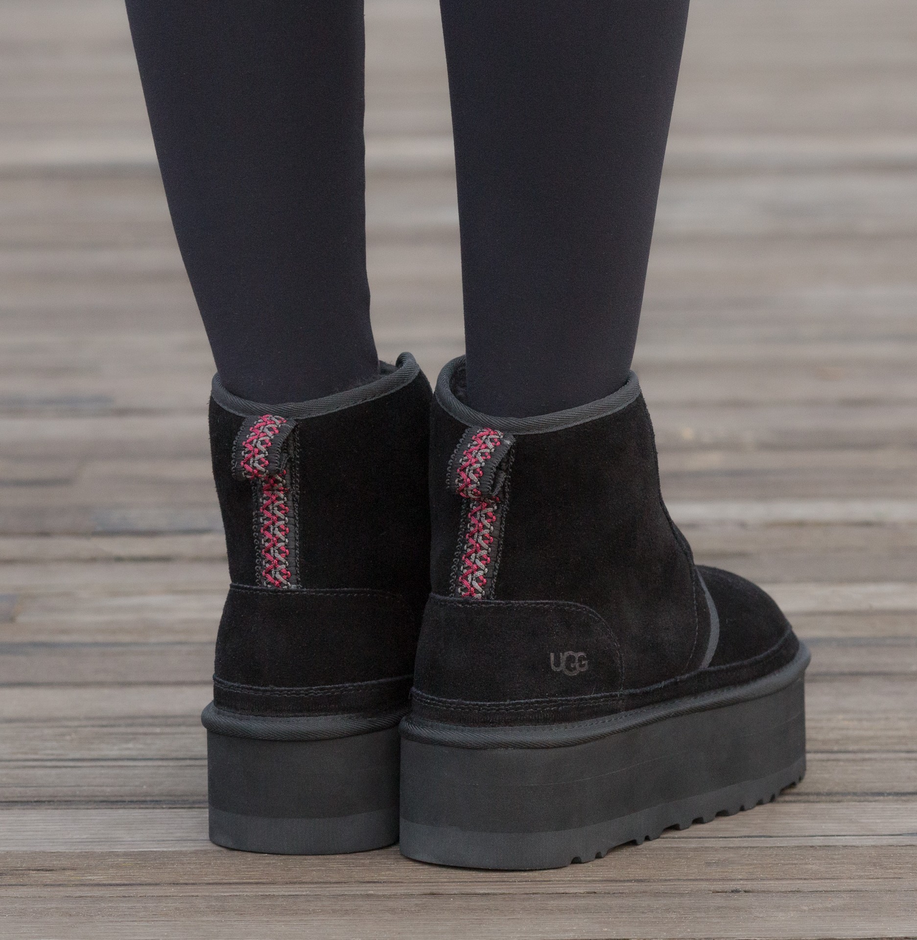 Ugg Neumel Platform Zip Slipper Black - Зображення 5