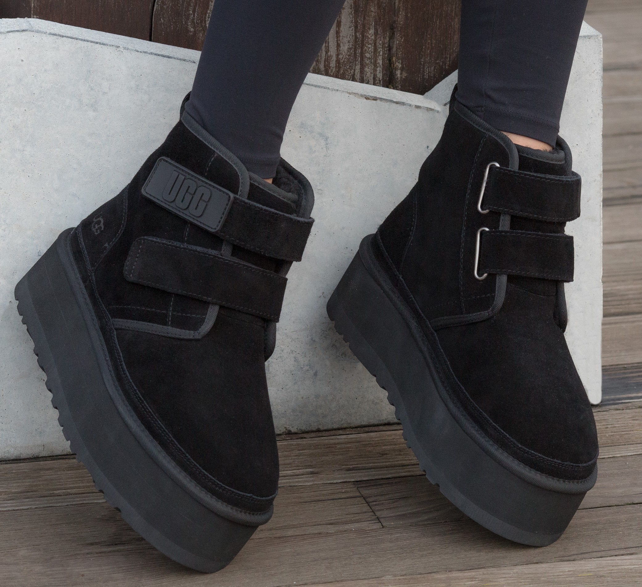 Ugg Neumel Platform Zip Slipper Black - Зображення 4