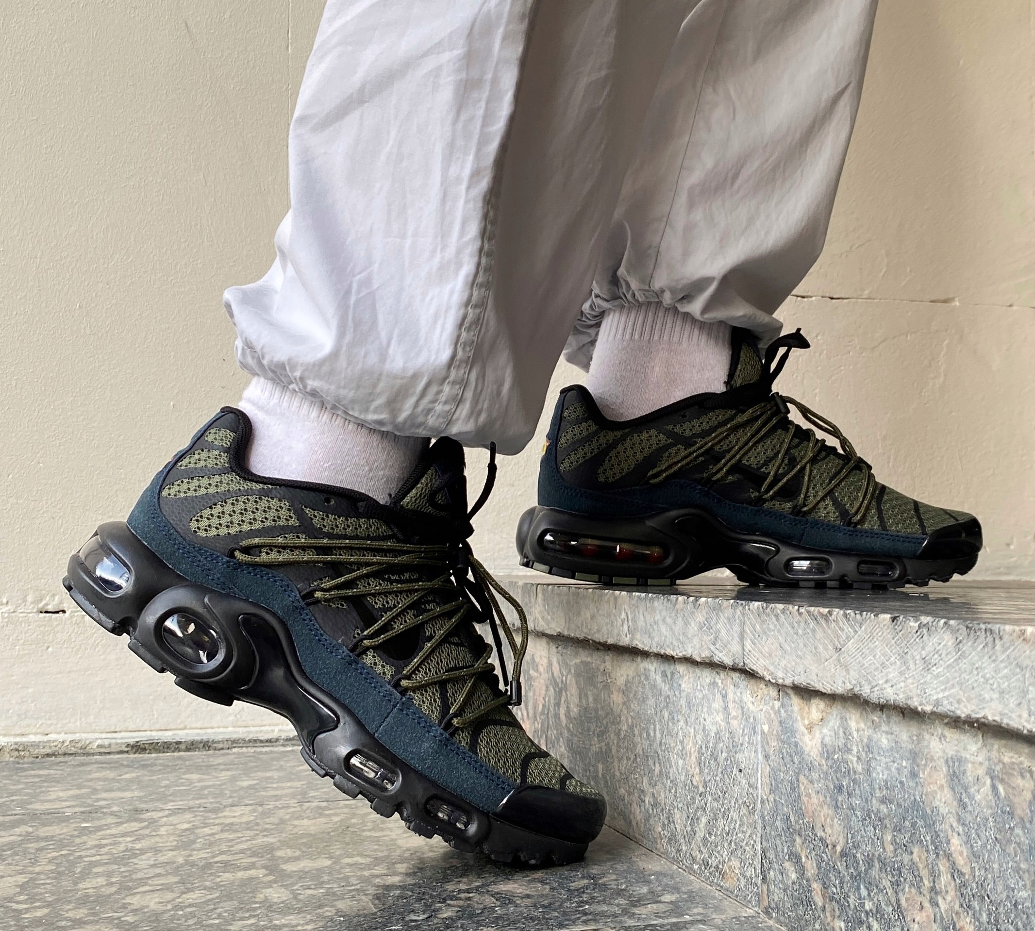 Nike Air Max TN Plus Khaki/Black - Зображення 2