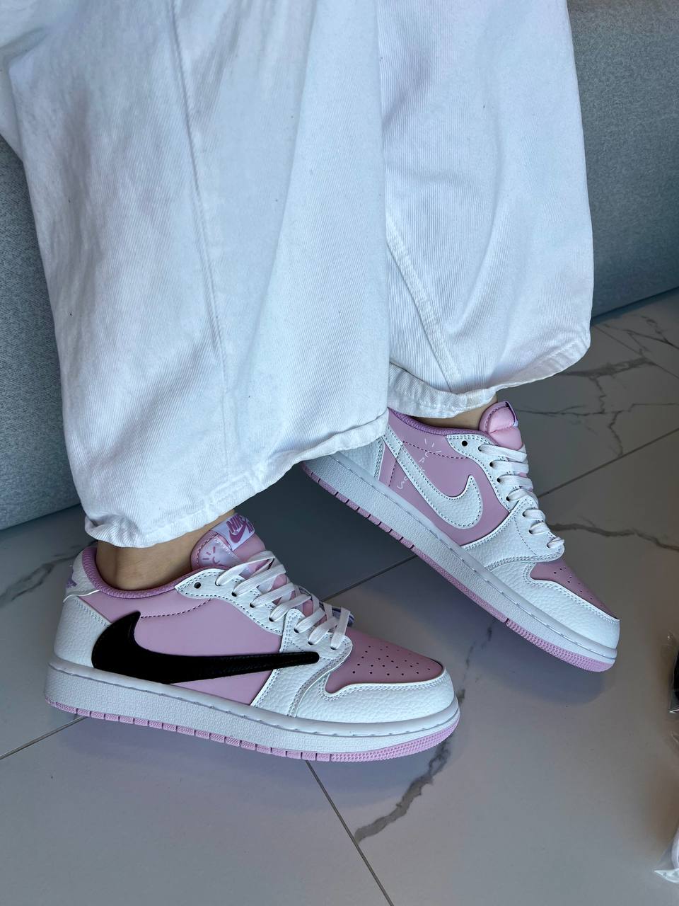 Jordan 1 Low Travis Scott Lilac White Black