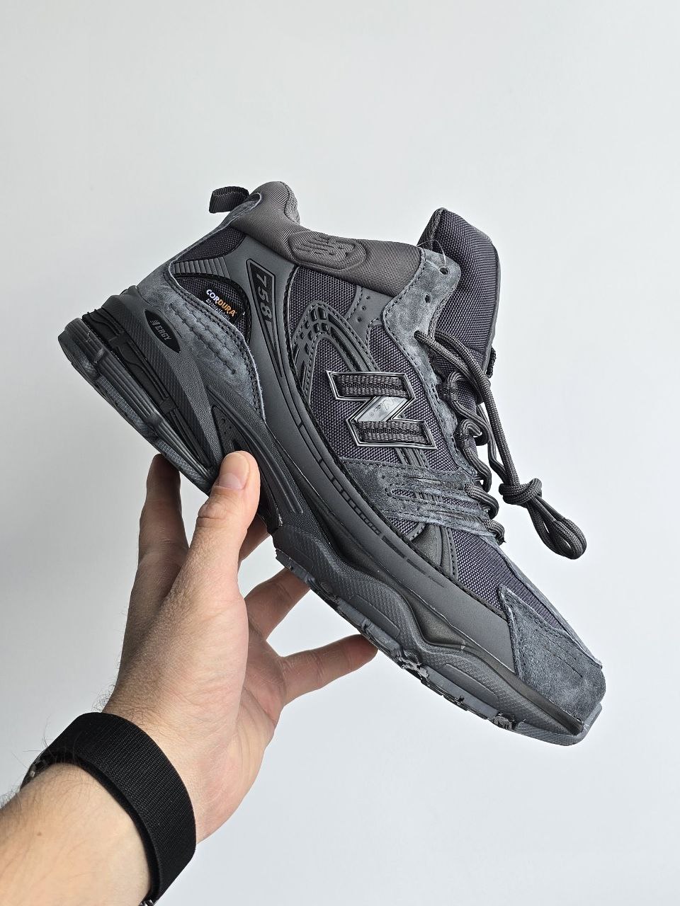 New Balance 758 Fur Gray