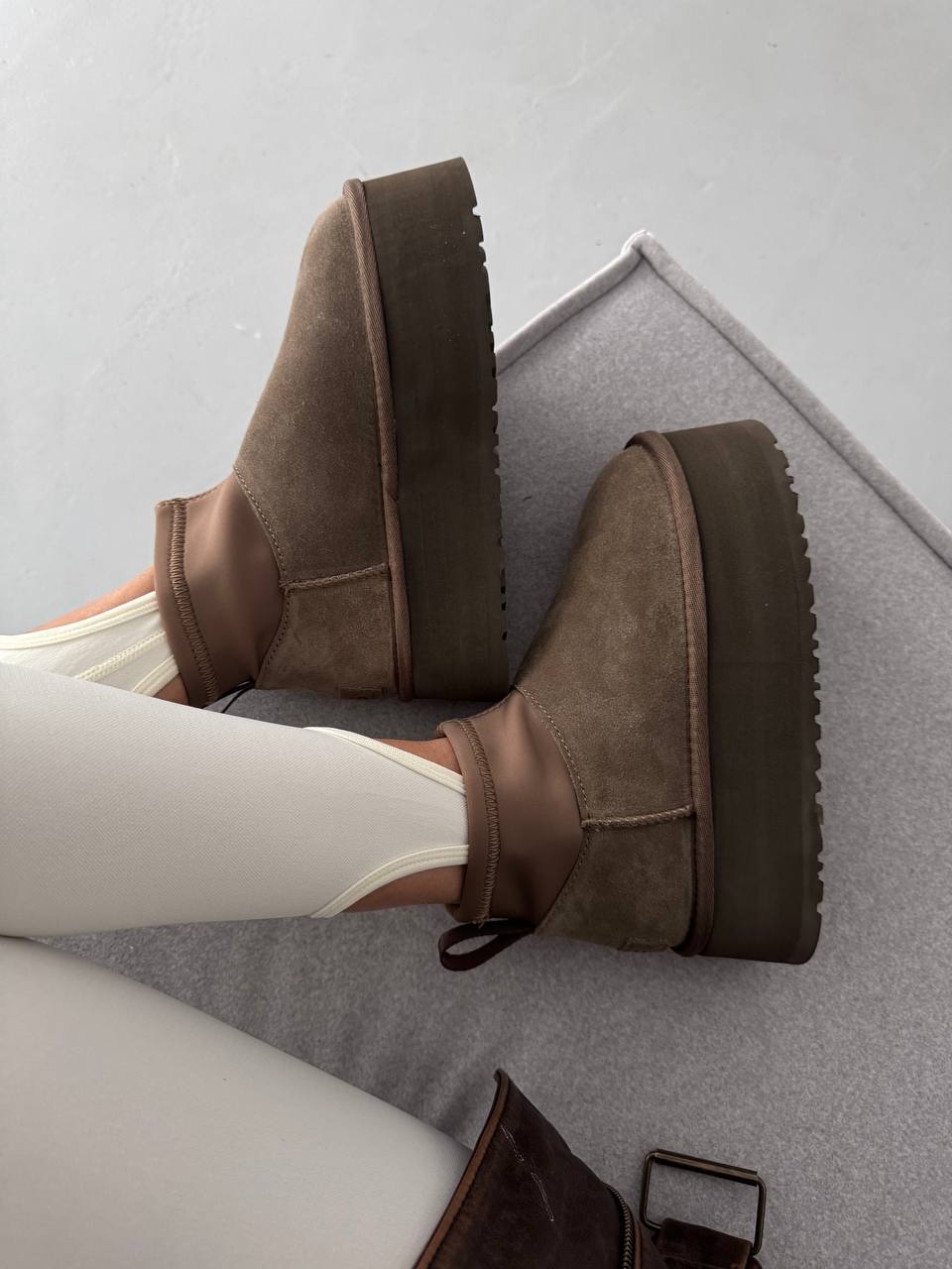 Ugg Mini Dipper Platform Boots Hickory - Зображення 2