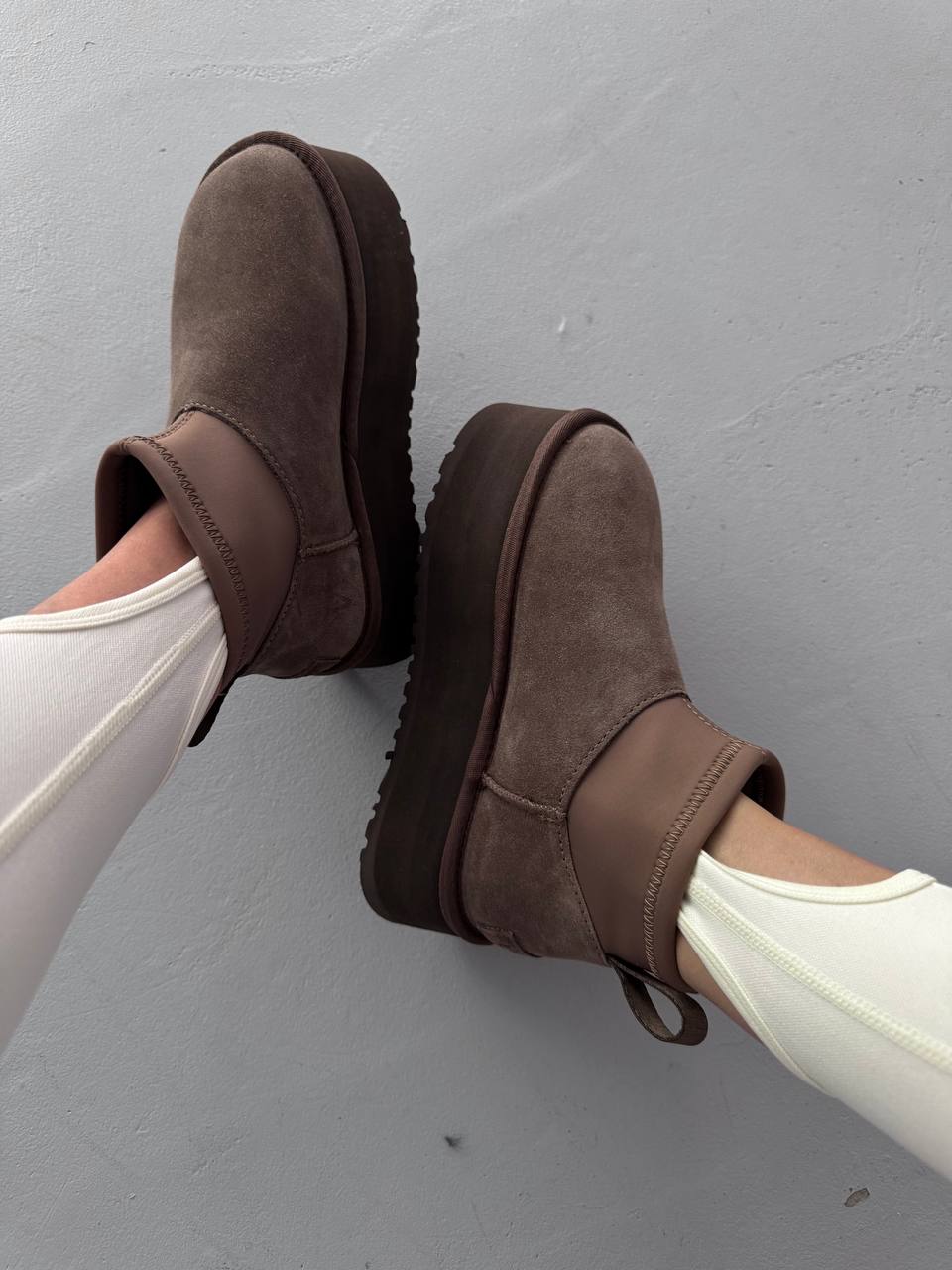 Ugg Mini Dipper Platform Boots Hickory - Зображення 6