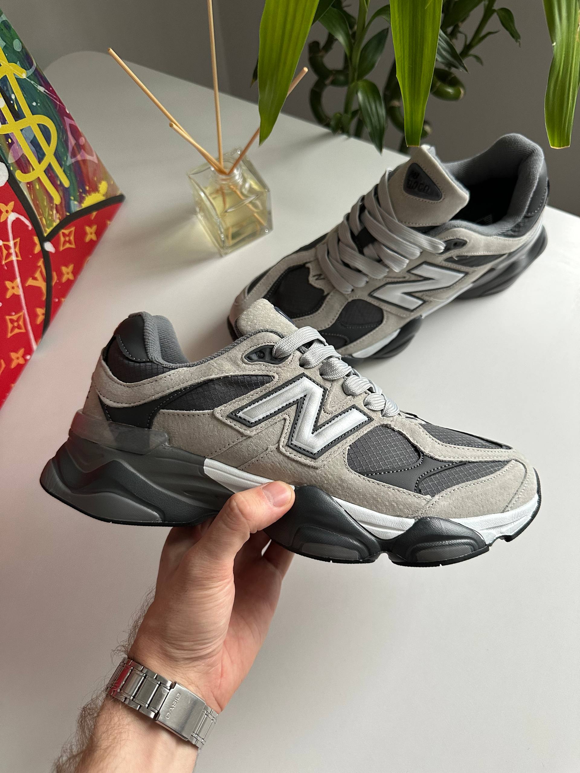 New Balance 9060 Light Grey Graphite Thermo