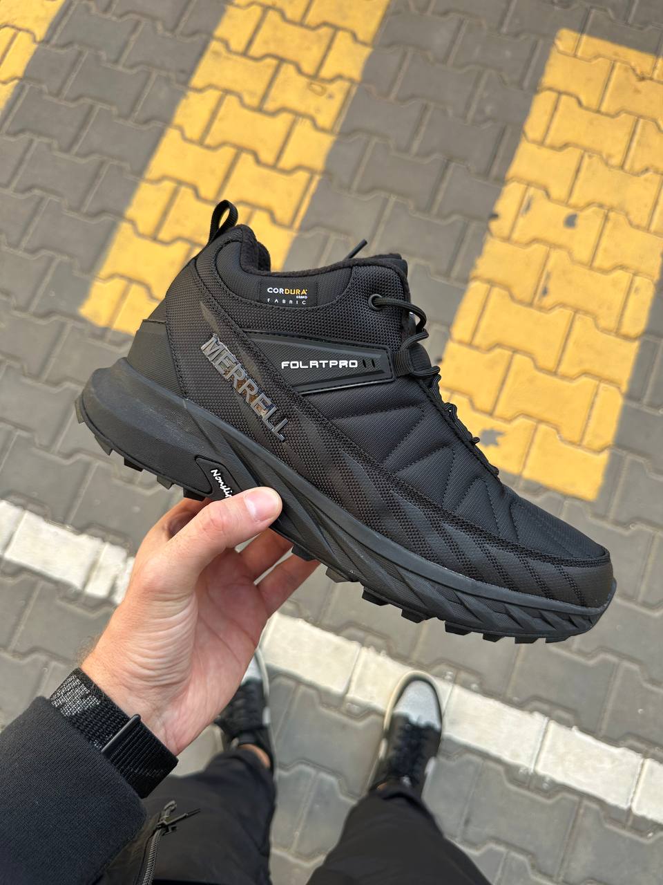 Merrell Float Pro Black White