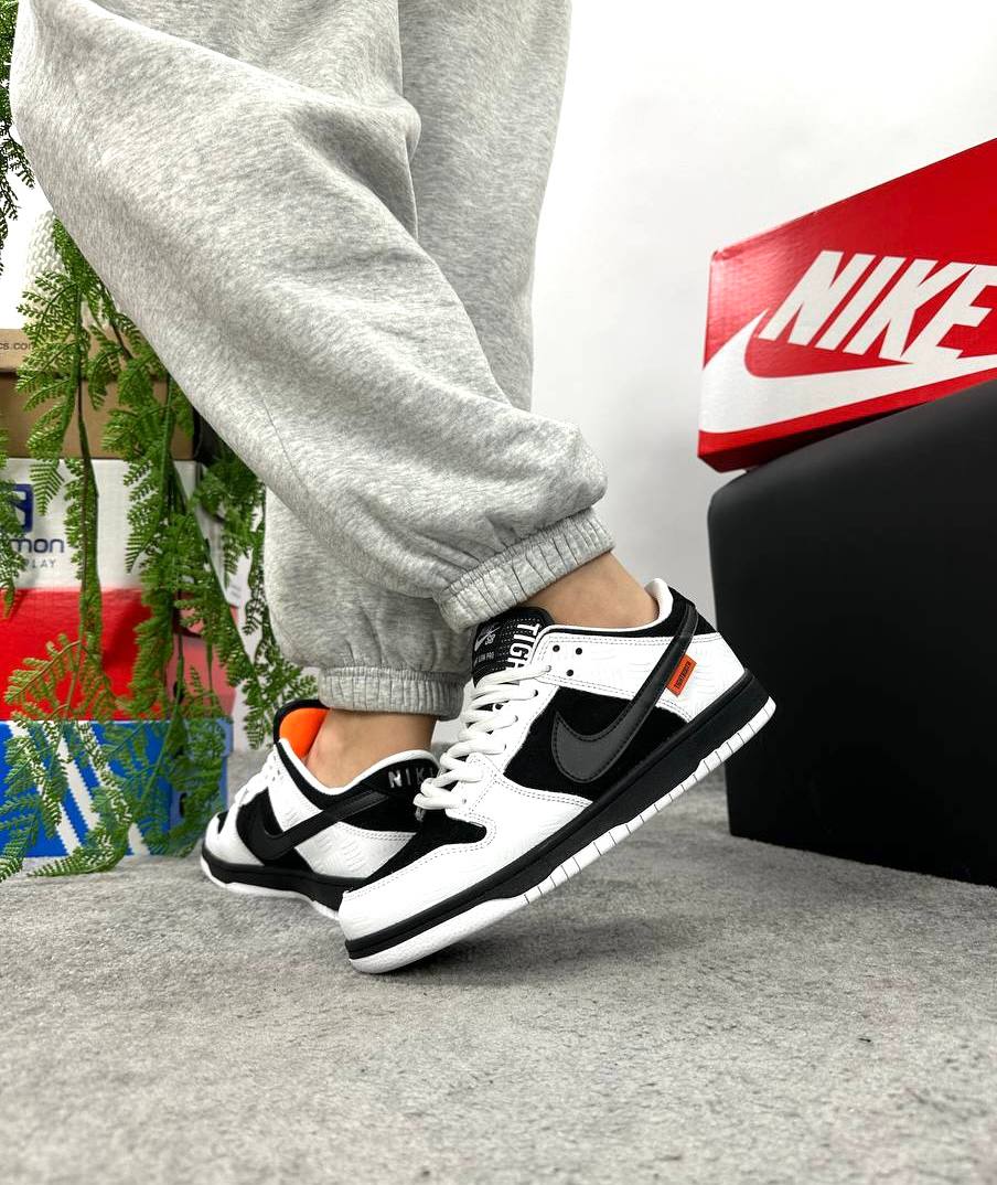 Nike SB Dunk Low Tightbooth White Black - Зображення 2