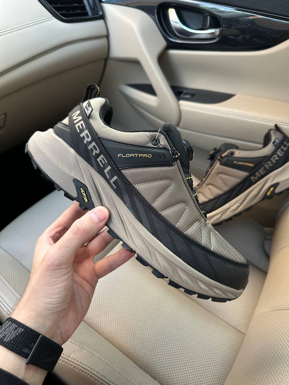 Merrell Float Pro Beige Black