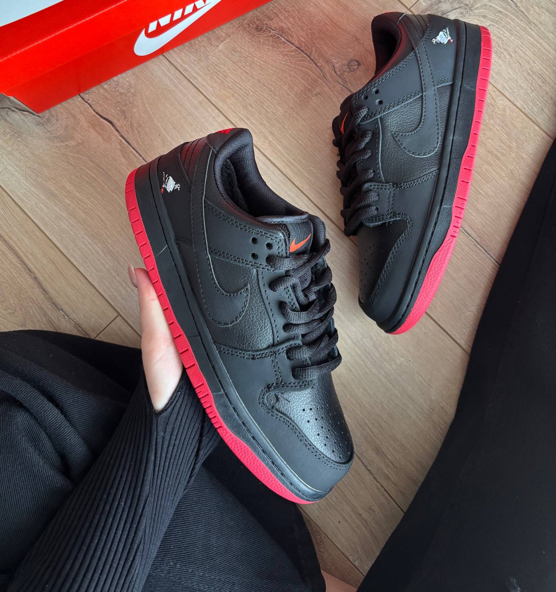 Nike Dunk Low Pigeon Black Red - Зображення 5